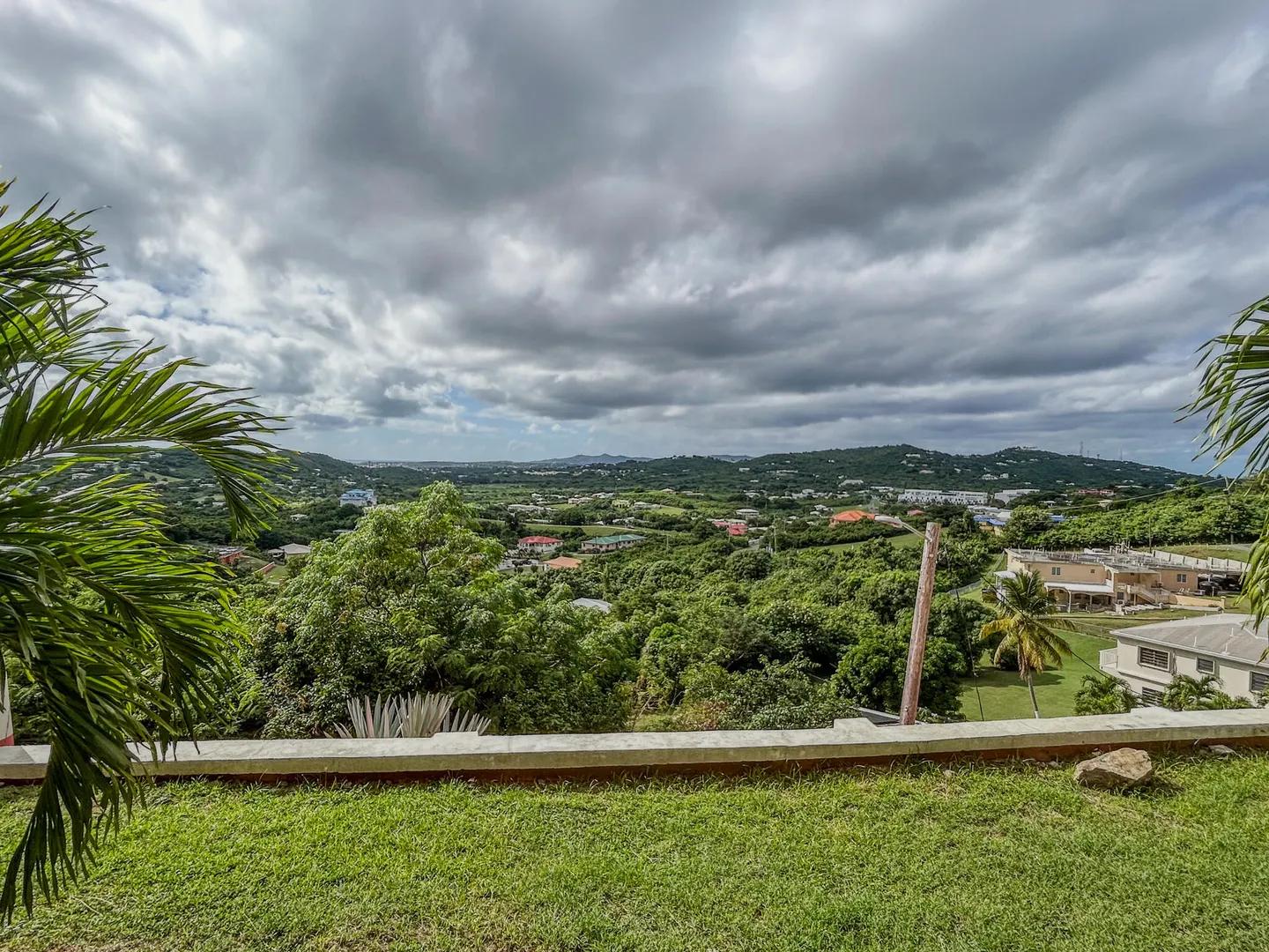 Studio Apartment in Hermon Hill Co, US Virgin Islands — photo 4