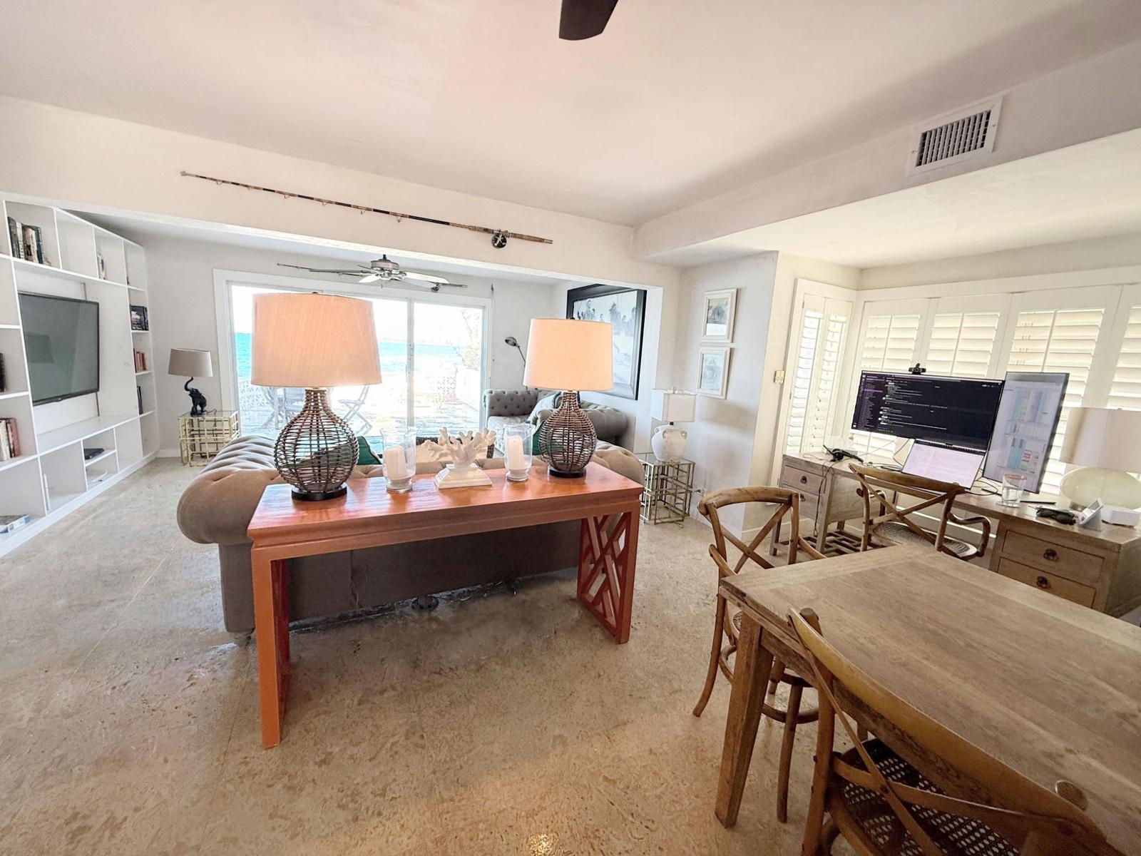Delaporte Point 3 Bedroom Apartment for Sale — photo 2