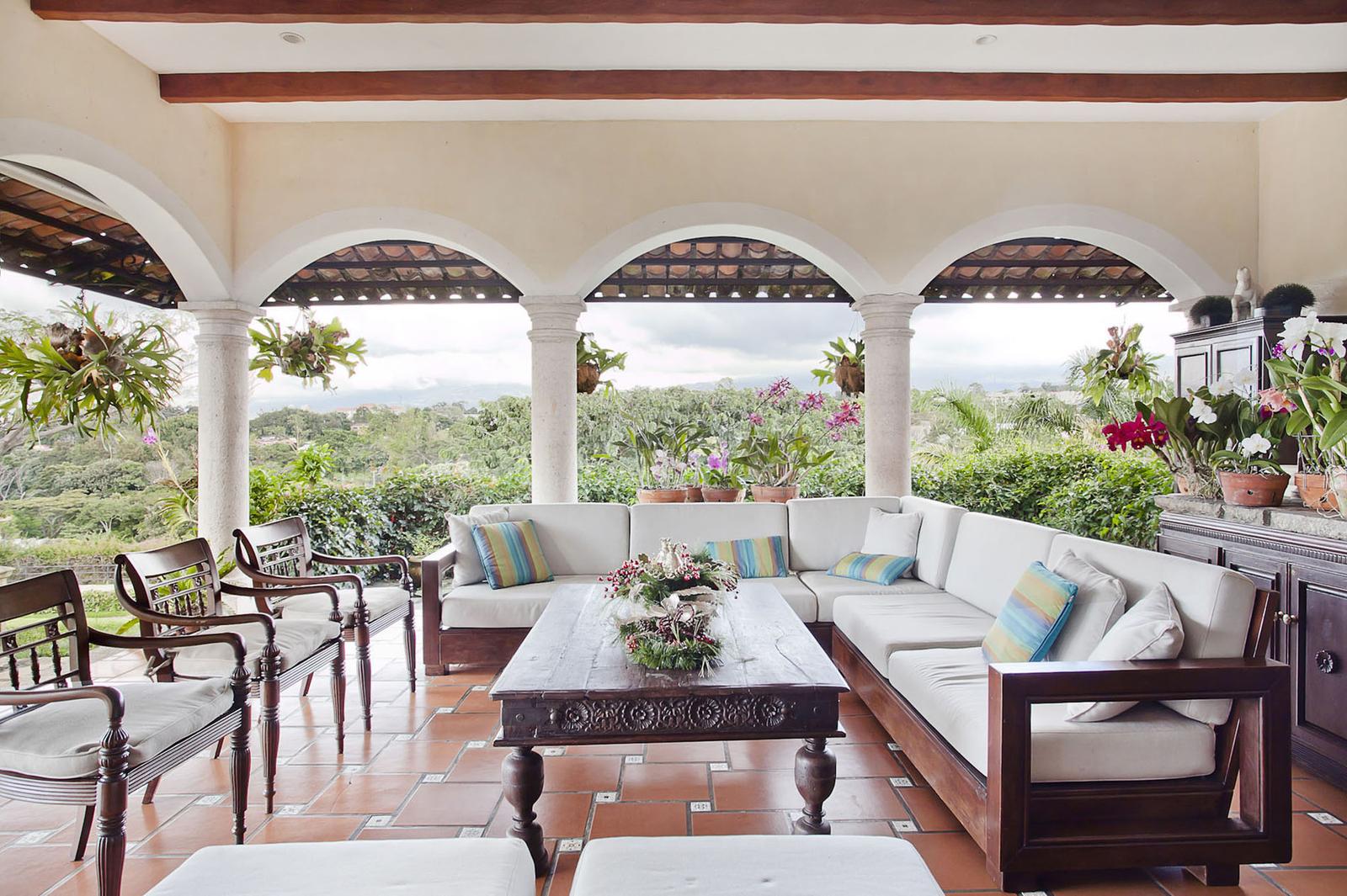 7 Bedroom Equestrian Estate for Sale, Heredia, Costa Rica — photo 4