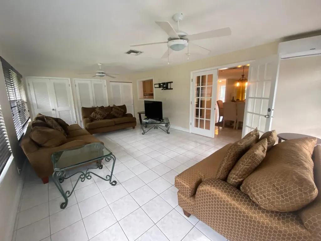 4-bedroom house in Freeport, Bahamas — photo 5