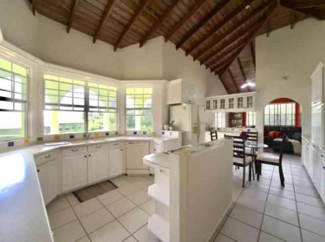 6 Bedroom House in Mount Pleasant, St Philip — photo 3