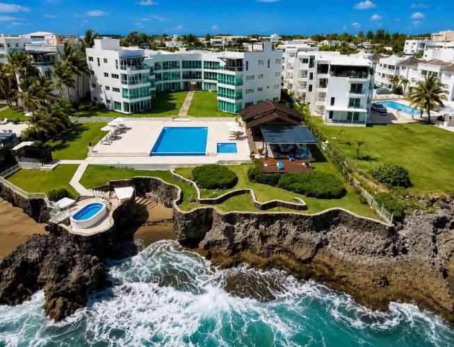 Oceanfront Paradise 2 Bedroom Apartment in Sosua — photo 1