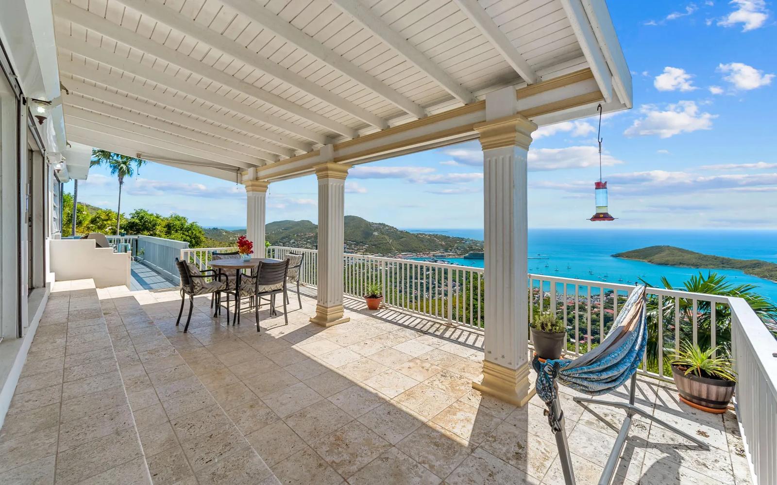Charming Villa in Mafolie Estates with Views — photo 3