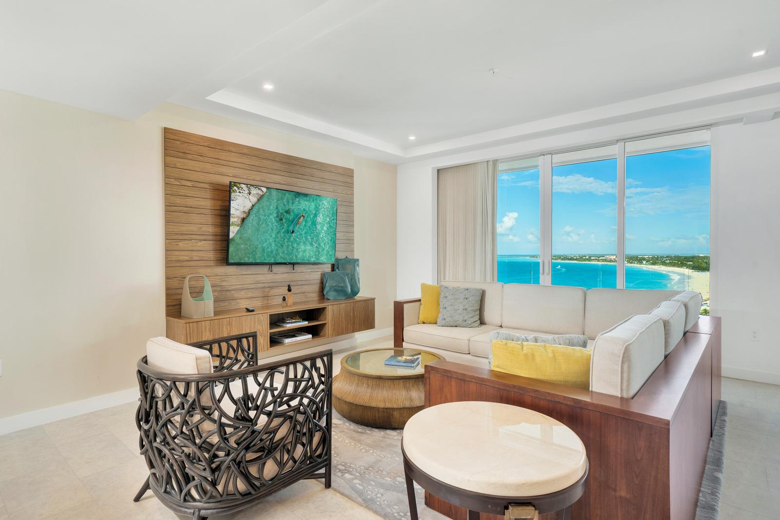 Unit 2114 - Ritz Carlton — photo 1