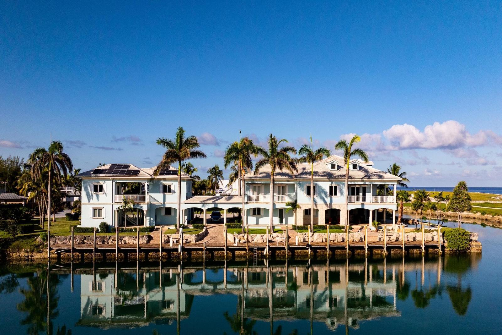 7 bedroom Residence for sale — EVANSTED in Grand Bahama, The Bahamas — photo 3