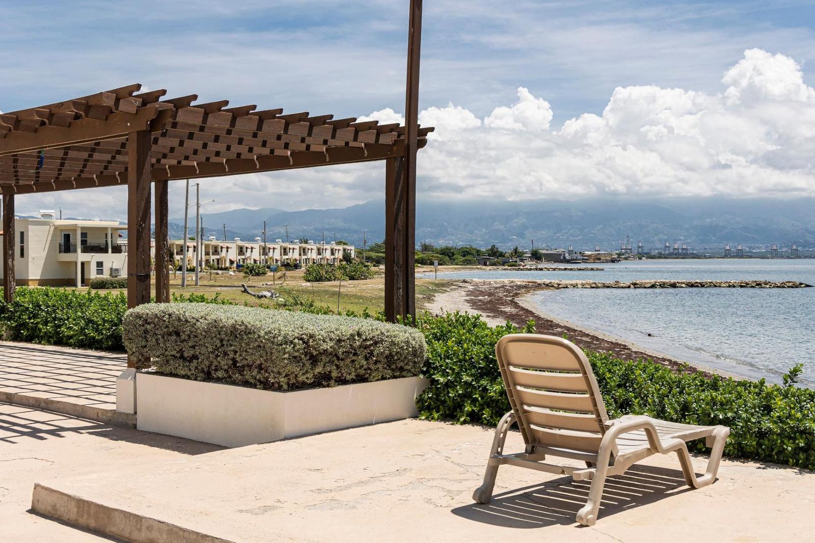 2 Bedroom Apartment for Sale, Bayfront Villas and Apartments, Saint Catherine, Jamaica — photo 4