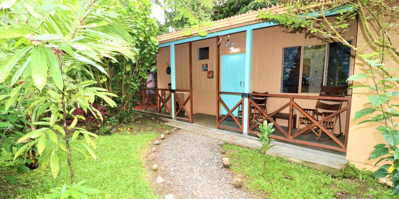 12 Bedroom Riverfront Jungle Hotel for Sale, Ojochal, Puntarenas, Costa Rica — photo 2