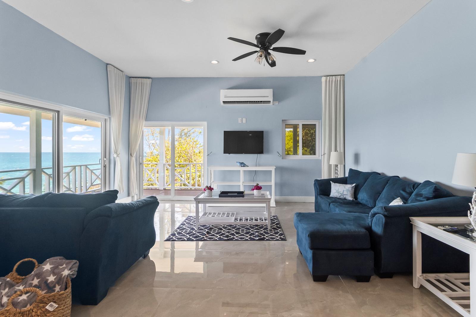3 Bedroom Waterfront Home for Sale in Rainbow Bay, Eleuthera, Bahamas — photo 3