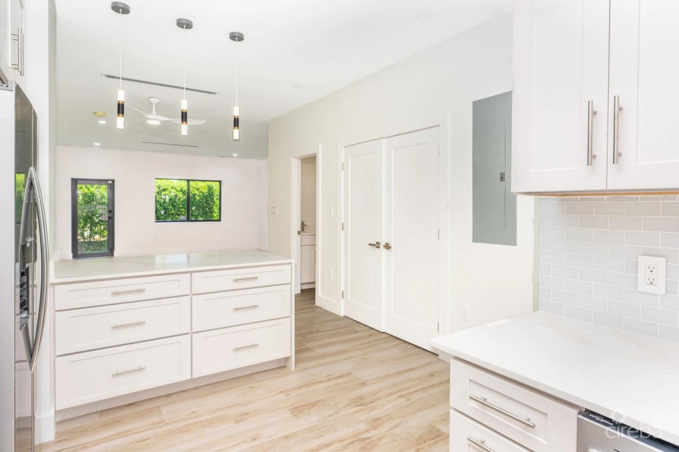 2 bedroom property for sale — photo 5