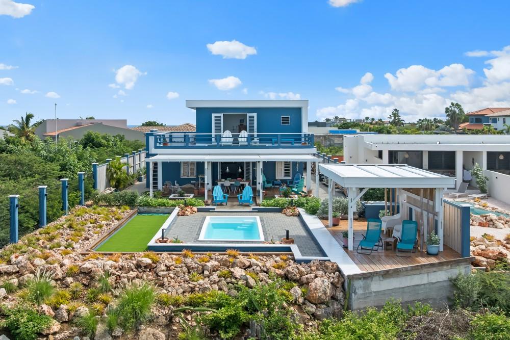 A Unique Home in Grote Berg with Breathtaking Views — photo 1