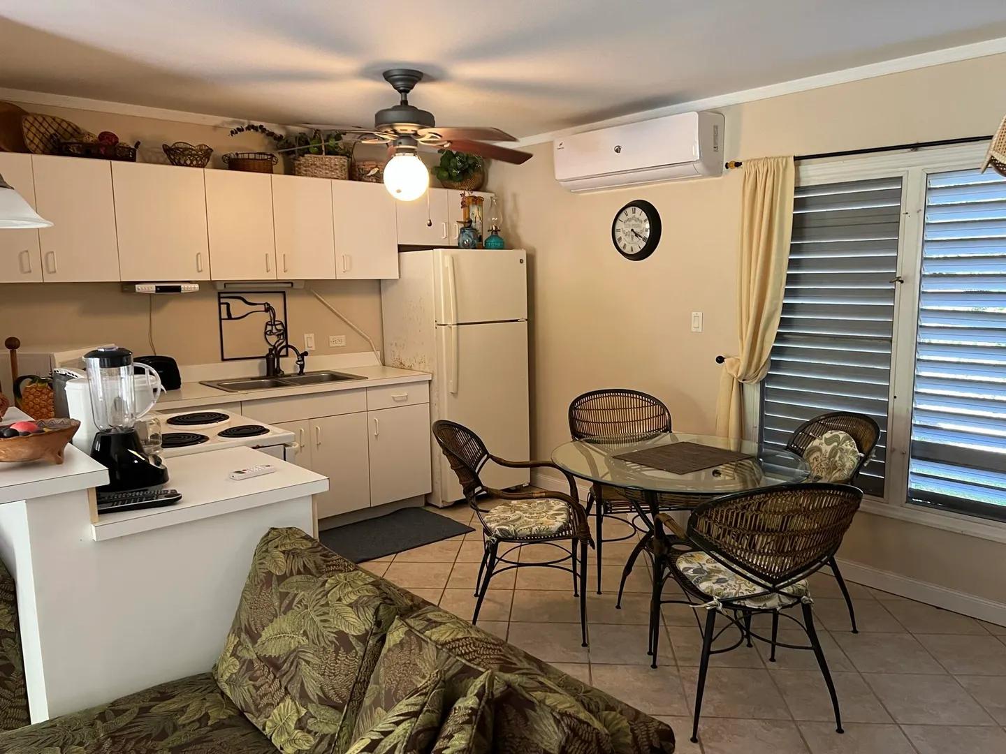 Charming end-unit one-bedroom, one-bath condominium at Queens Ridge, St. Croix — photo 5