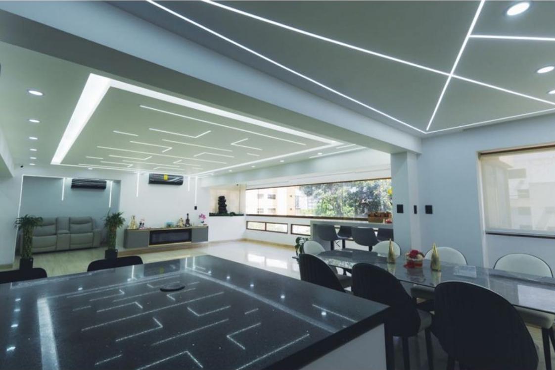 4 Bedroom Remodeled Condo in Las Mercedes, Caracas — photo 3
