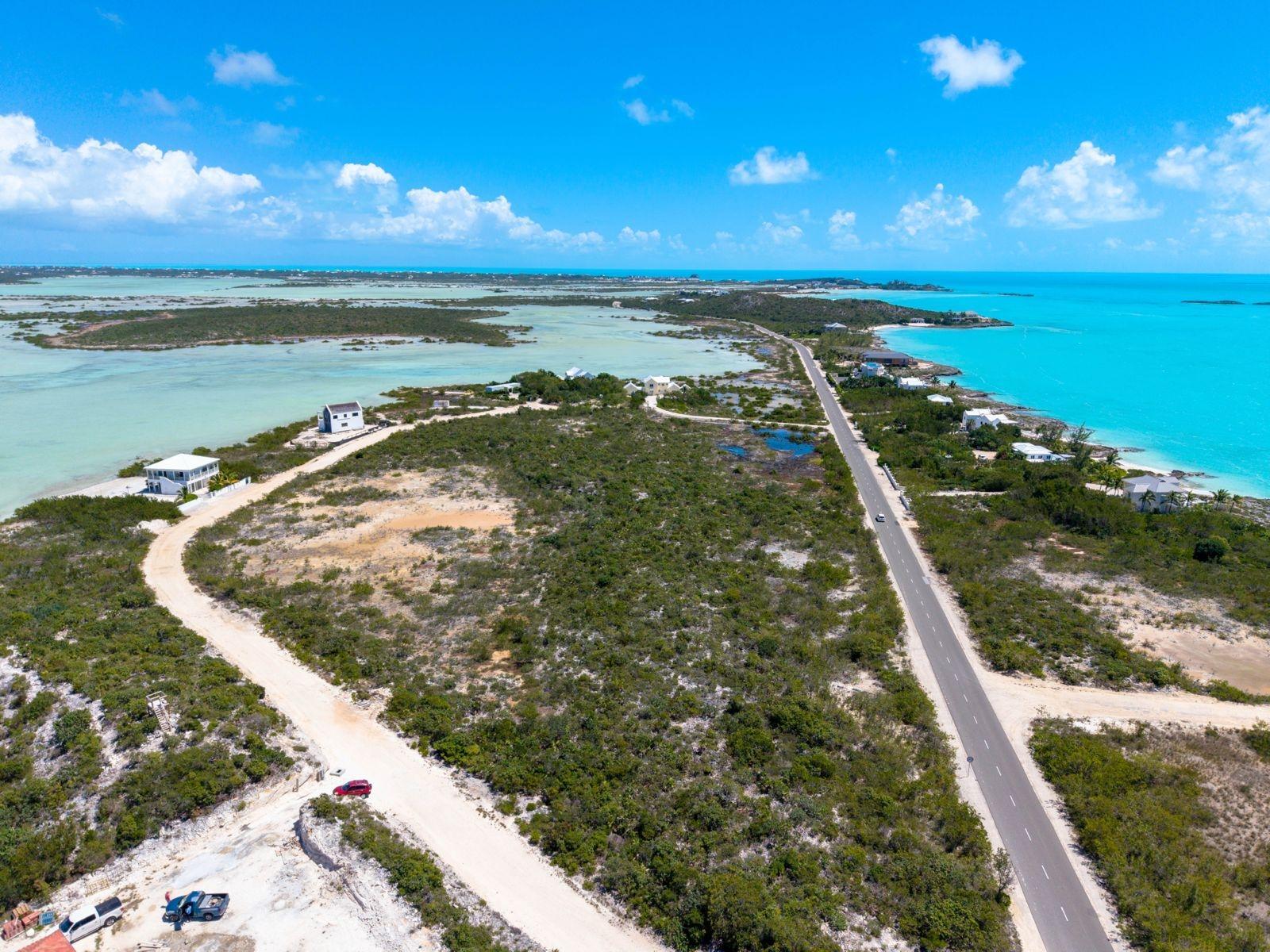 Development Land Lot with Ocean Views in Turtle Tail, Turks and Caicos — photo 5