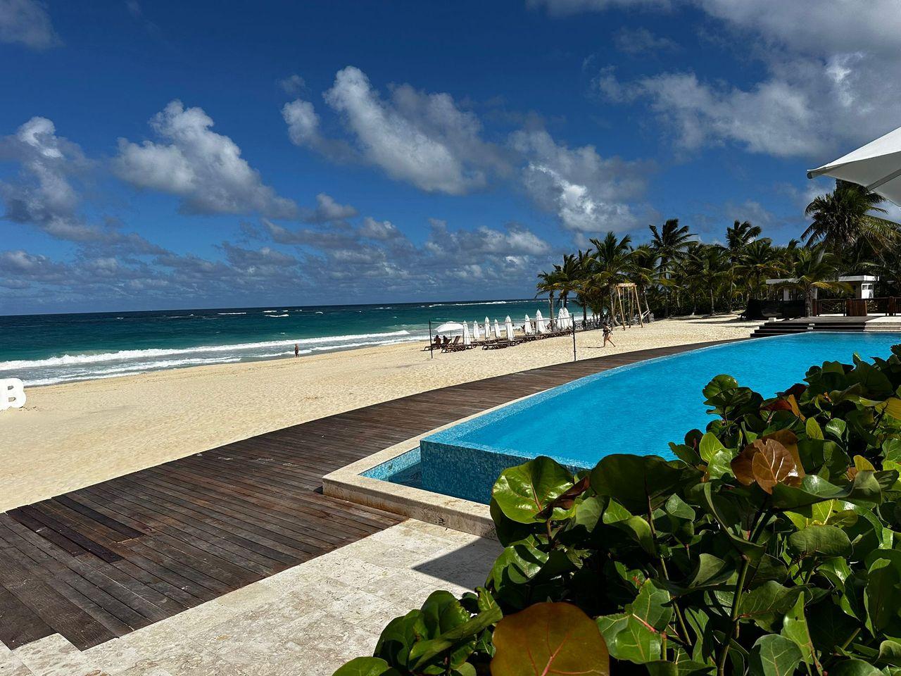 1 bedroom property for sale — Stylish Apartment In A Greek-inspired Complex With Beach Access in Bavaro, East Coast, DO — photo 4