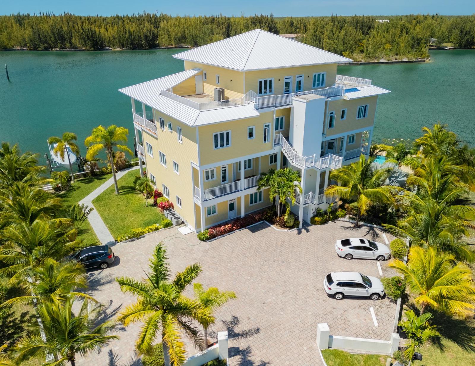 2 bedroom Apartment for sale — LUCAYA GARDENS in Grand Bahama, The Bahamas — photo 3