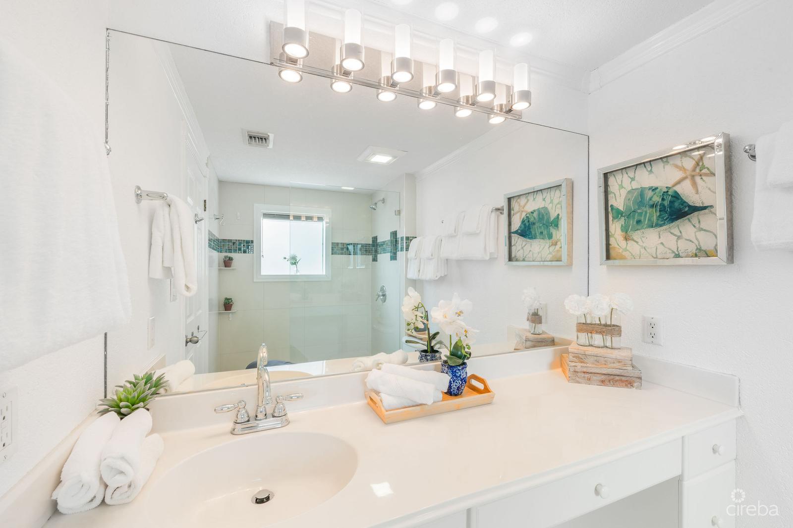 Ocean Pointe Villas 3 Bed, 2 Bath, 2nd Floor Penthouse — photo 4