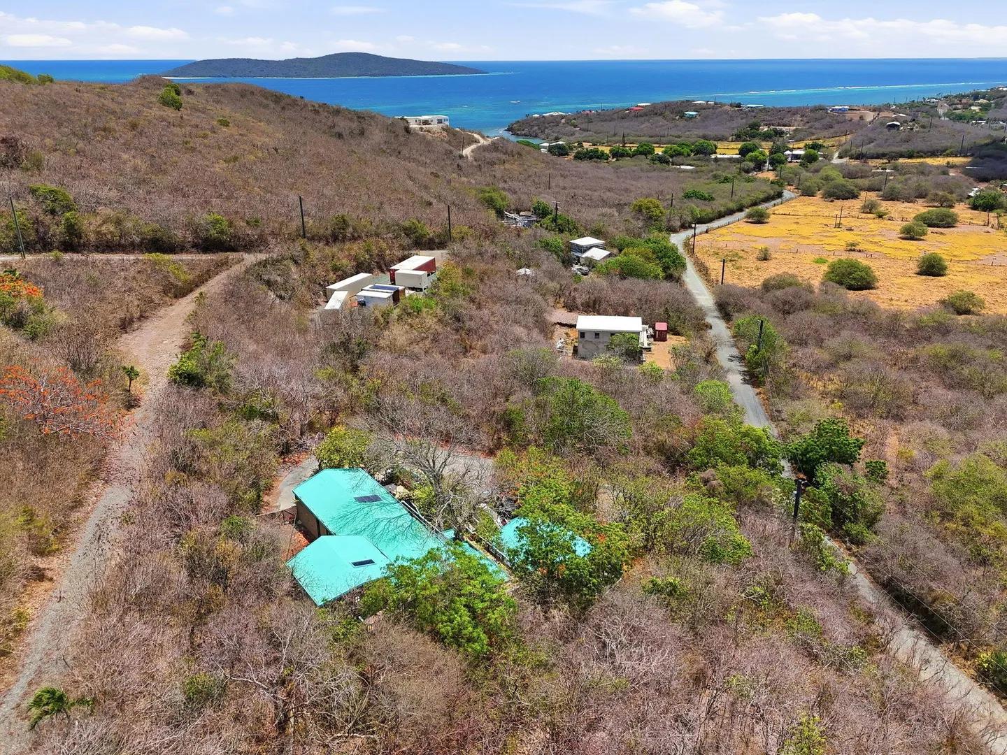 Unique East End Villa with Sweeping Ocean Views — photo 1