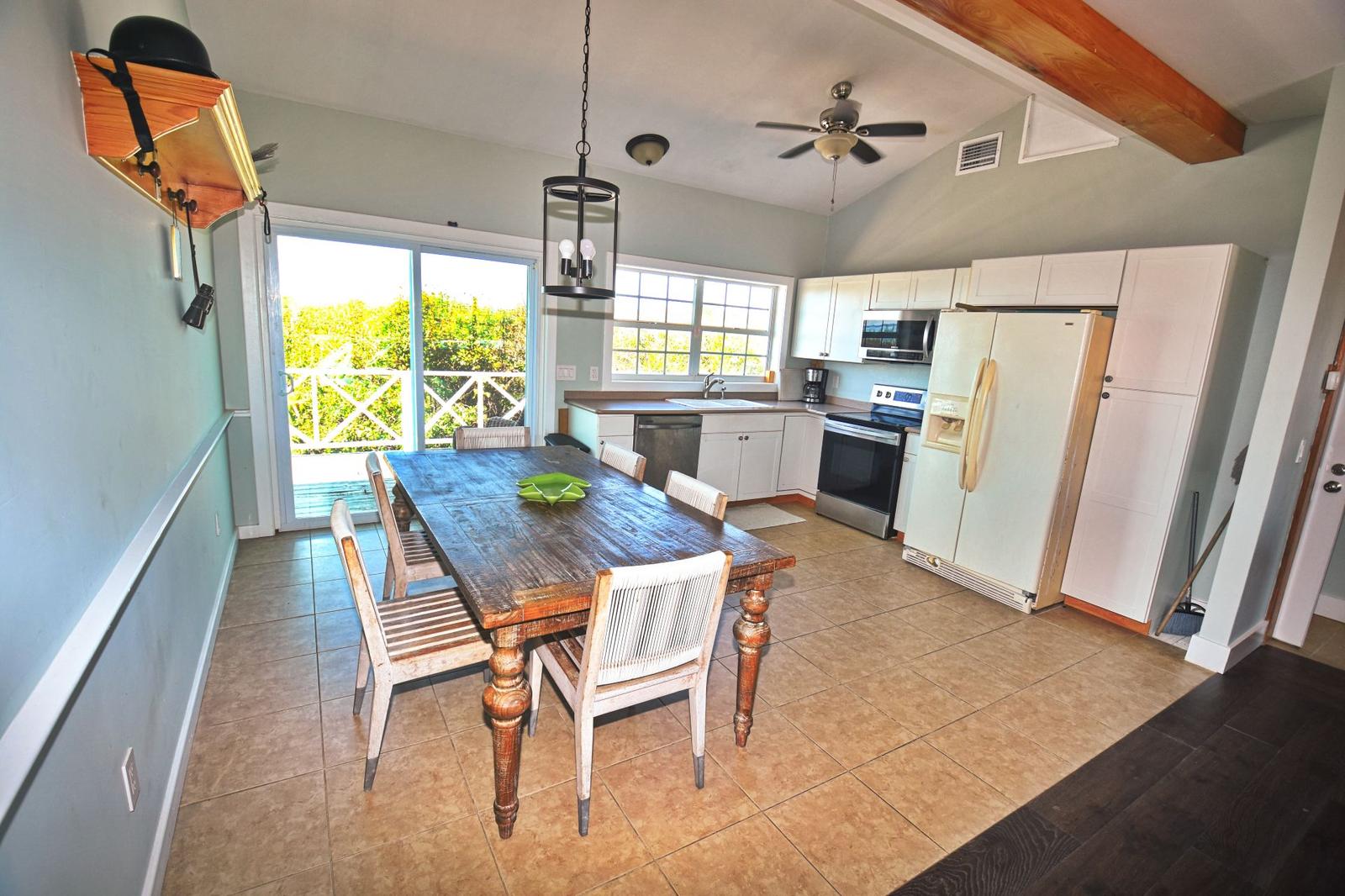 4 Bedroom Home for Sale, Dolphin Beach Estates, Guana Cay, Abaco, Bahamas — photo 5