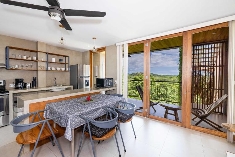 Tamarindo 1BR Oceanview Condo — photo 4