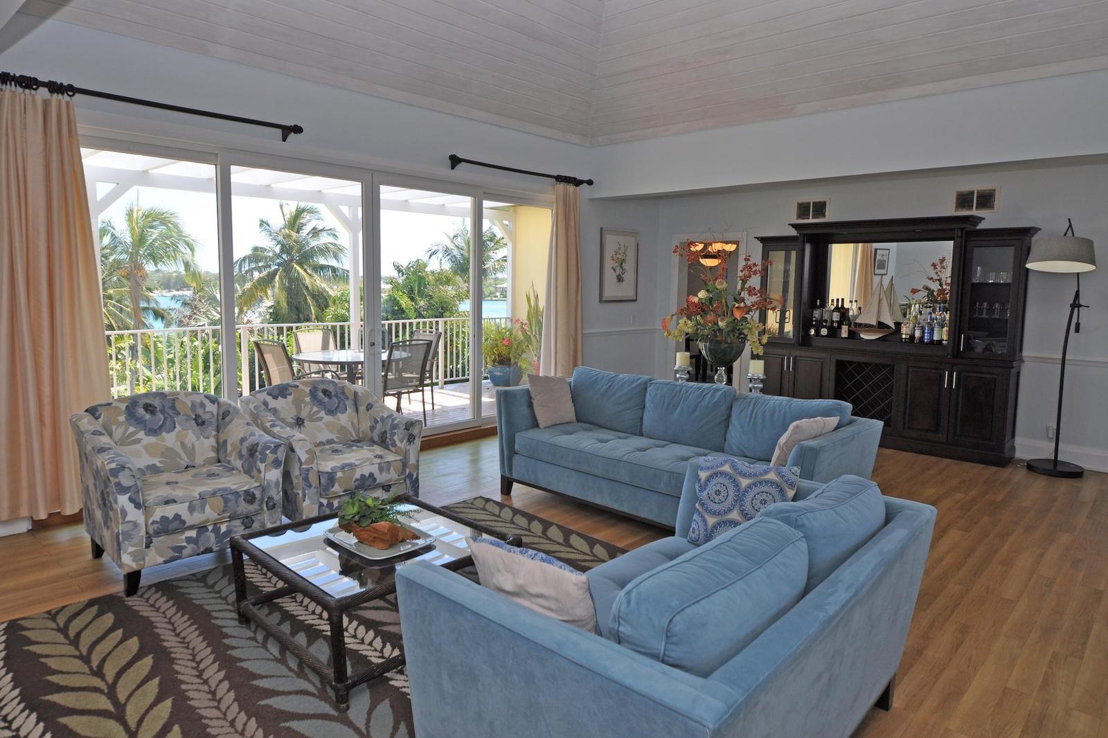 3 Bedroom Apartment for sale — EASTWIND in Nassau / New Providence, The Bahamas — photo 3