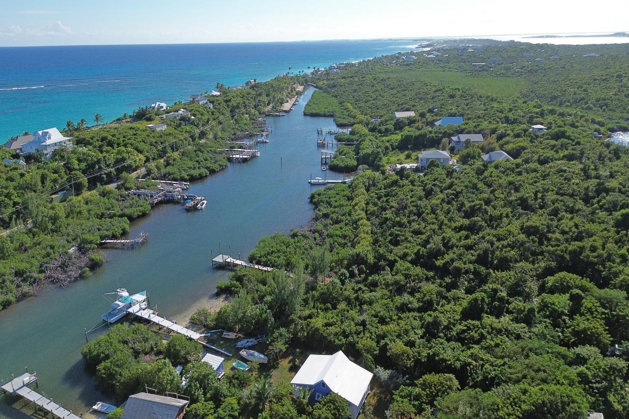NIGH LIFE Waterfront Property in Abaco Islands, The Bahamas — photo 4