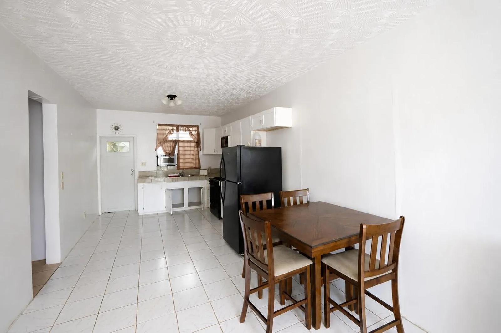 2 Bed, 1 Bath Apartment for Rent in Wintberg Gns — photo 4