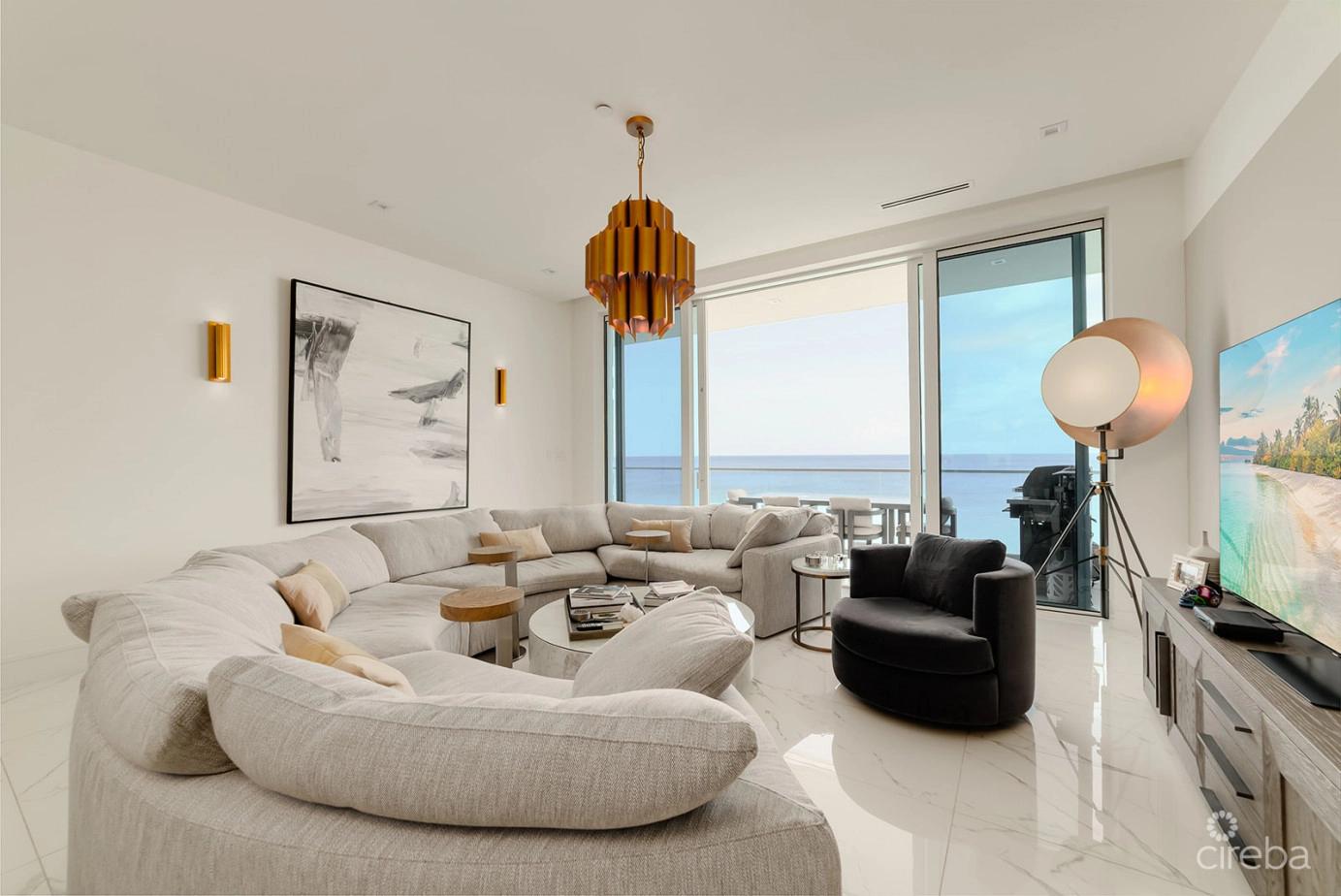 Fin- Chic 4 Bed W Den Condo in the Cayman Islands — photo 1