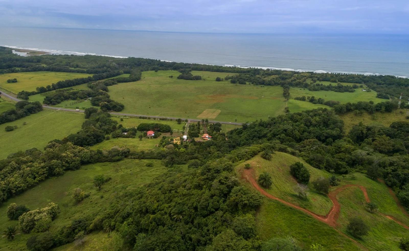 950 Acres on the Ocean in Puntaarenas Costa Rica — photo 3