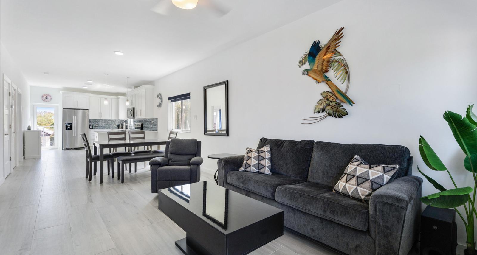 La Paidion – Modern Apartment/Condo — photo 2