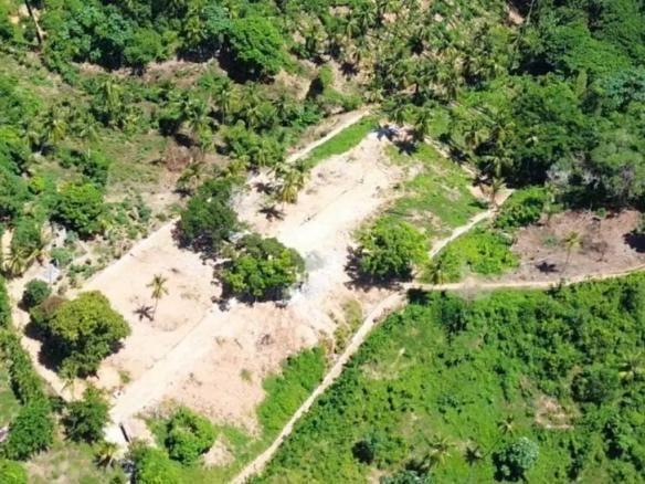 Prime Oceanfront Land for Sale in Samaná: Exclusive Monte Rojo Hillside Lots — photo 1