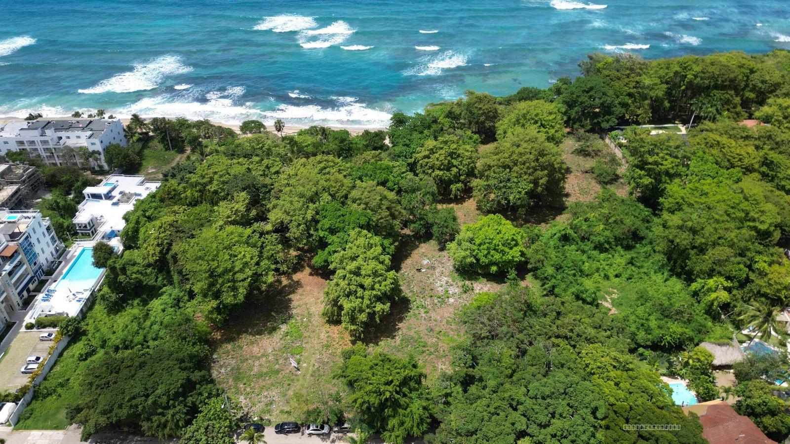Prime Beachfront Development Lot for sale in Playa Laguna, Sosúa — photo 2