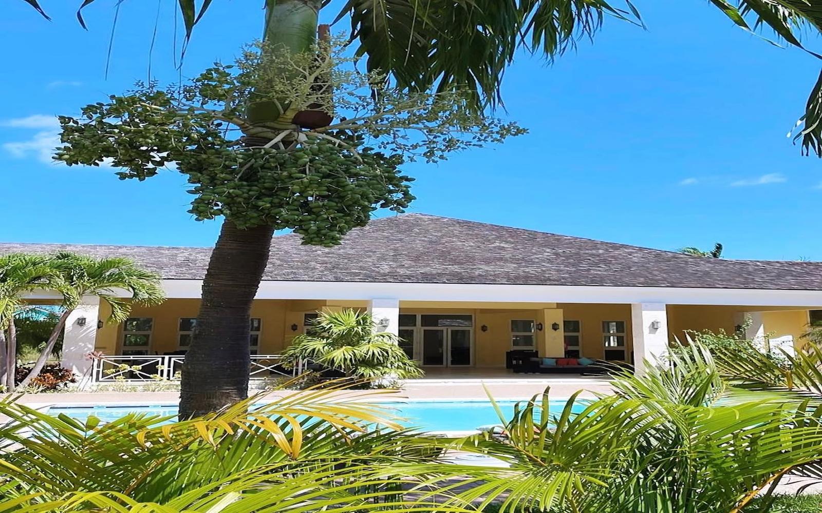 Vacant Land for Sale in Serenity, Western Road, Bahamas — photo 1