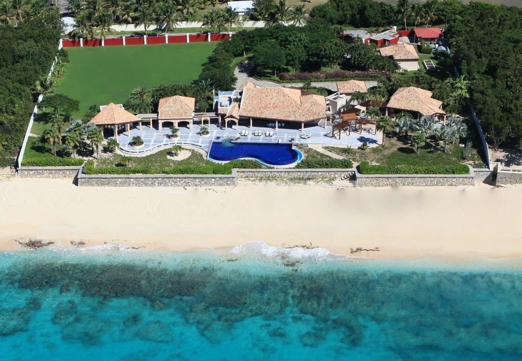 6 Bedroom Luxury Beachfront Villa for Sale, Terres Basses, St Martin — photo 1
