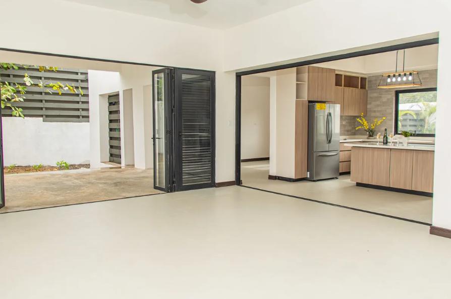 Sleek Oceanfront Tenerife Villa 4BR — photo 3