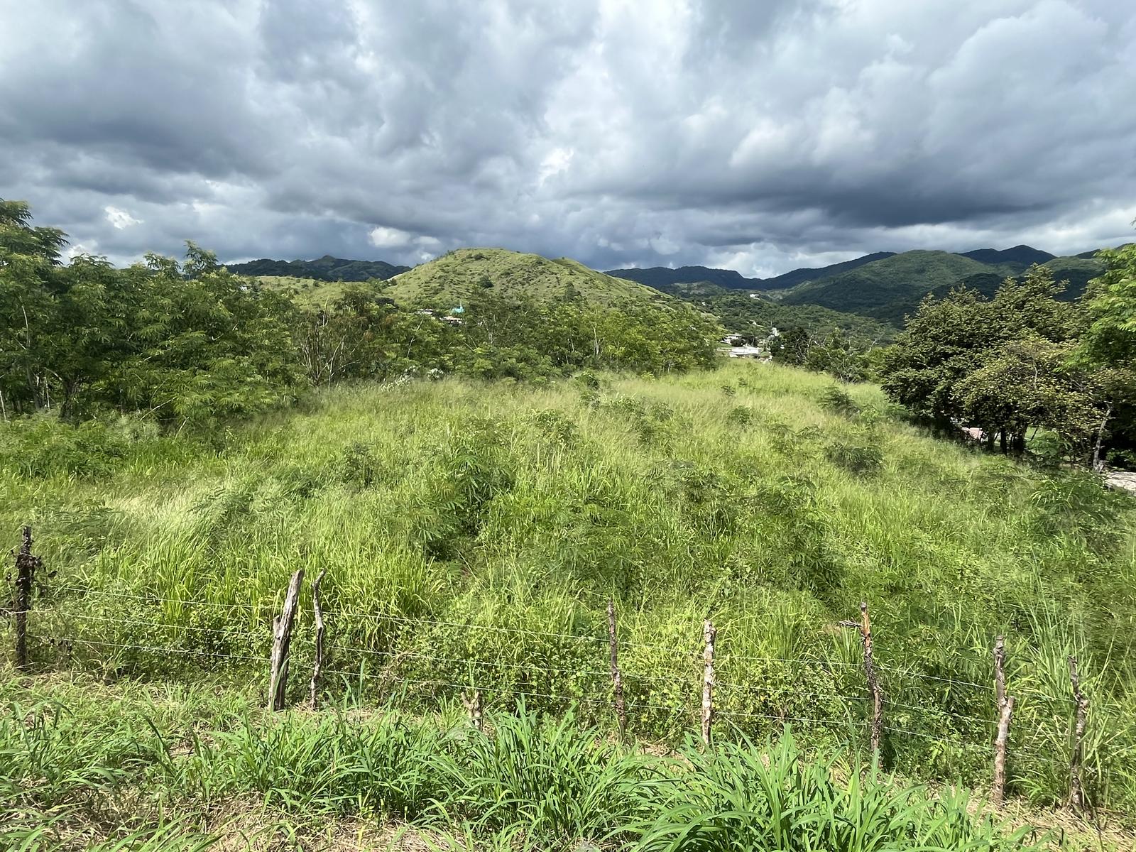 9.4 cuerdas of natural beauty in Coamo for farm or agrotourism project — photo 2