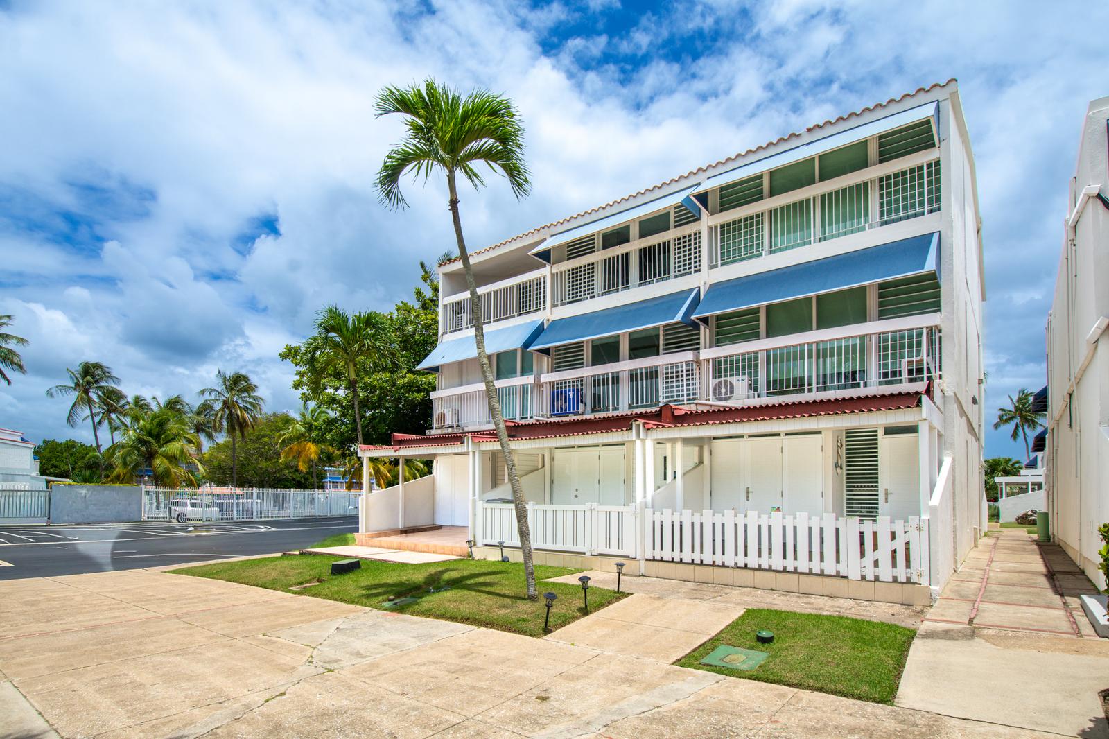 Villas de Playa 1, at Dorado for Sale!! — photo 1