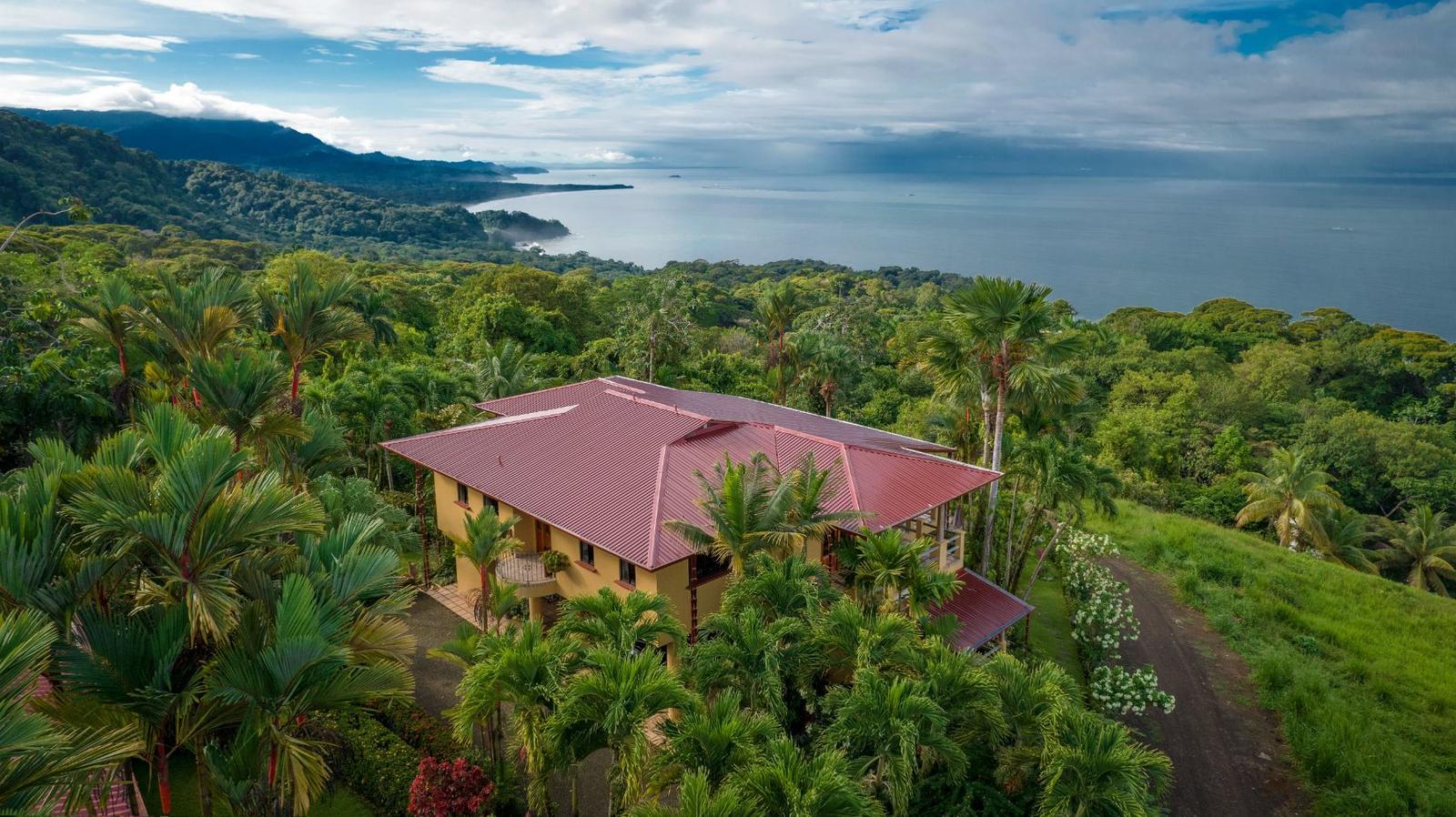 7 Bedroom Luxury Home for Sale in Escaleras, Puntarenas, Costa Rica — photo 2