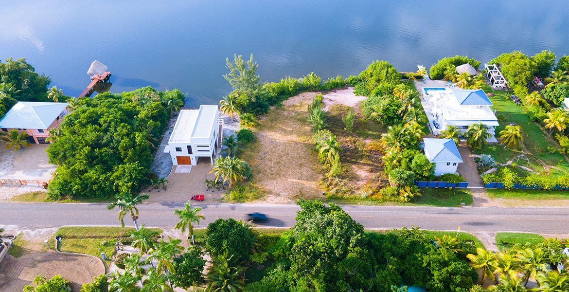 Rare Double Lot in Maya Beach, Placencia Peninsula — photo 4
