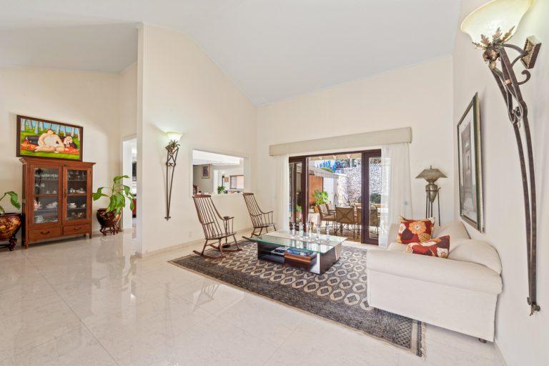 5 bedroom home for sale — Split-Level Mansion - #1682 in Jan Thiel, Curaçao — photo 2