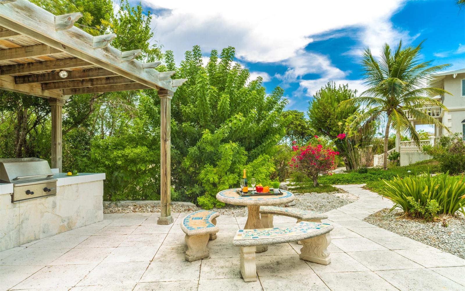 Harbor View Apartments - Turtle Cove — photo 4