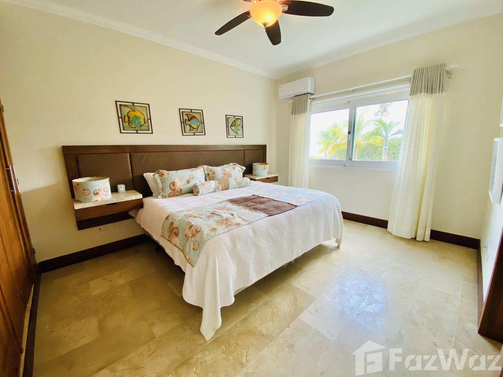 4 Bedroom Apartment for Sale at Bay Rock I — photo 1