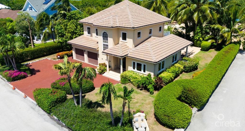 Stunning Boulevard Home - 44 Conch Drive — photo 1