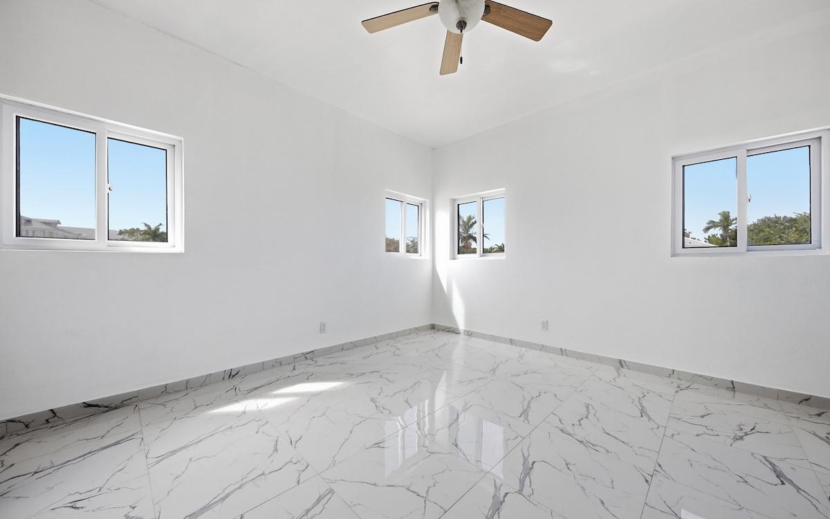 3 Bedroom House for Sale, Eastern Road, New Providence, Bahamas — photo 4