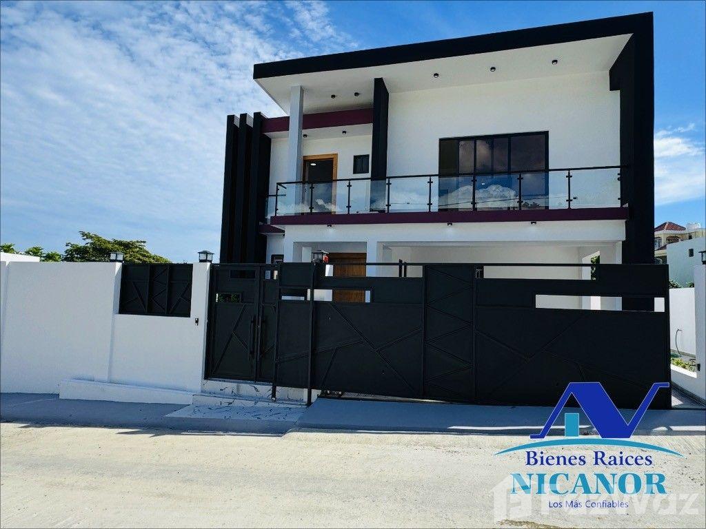 4 bedroom house with newly built pool for sale — photo 1