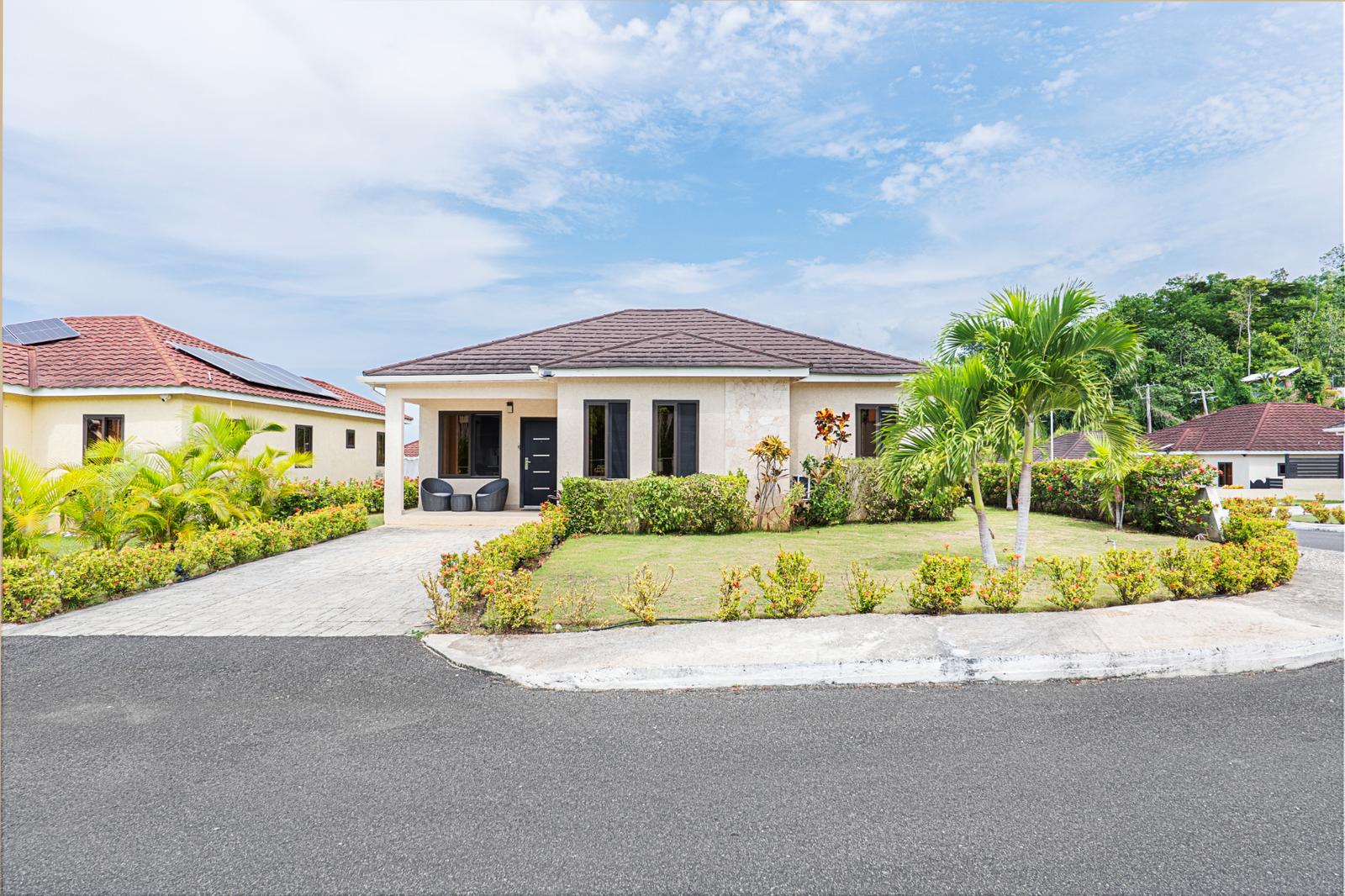 3-bedroom house in Ocho Rios, Jamaica — photo 1