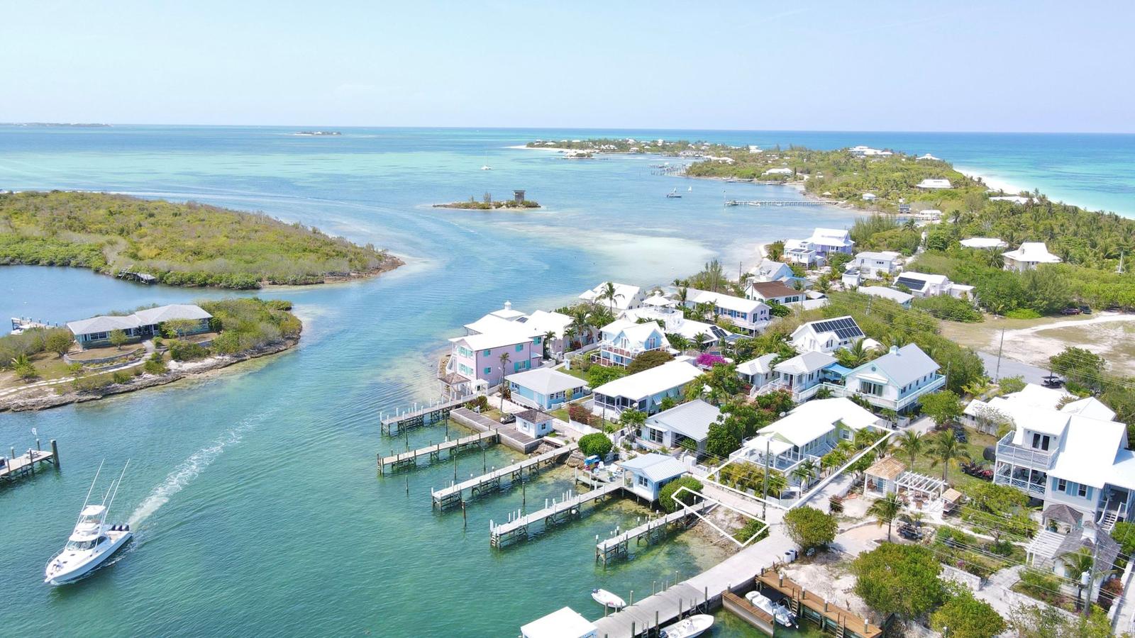 2 Bedroom Waterfront Home for Sale, Hope Town, Elbow Cay, Abaco, Bahamas — photo 2