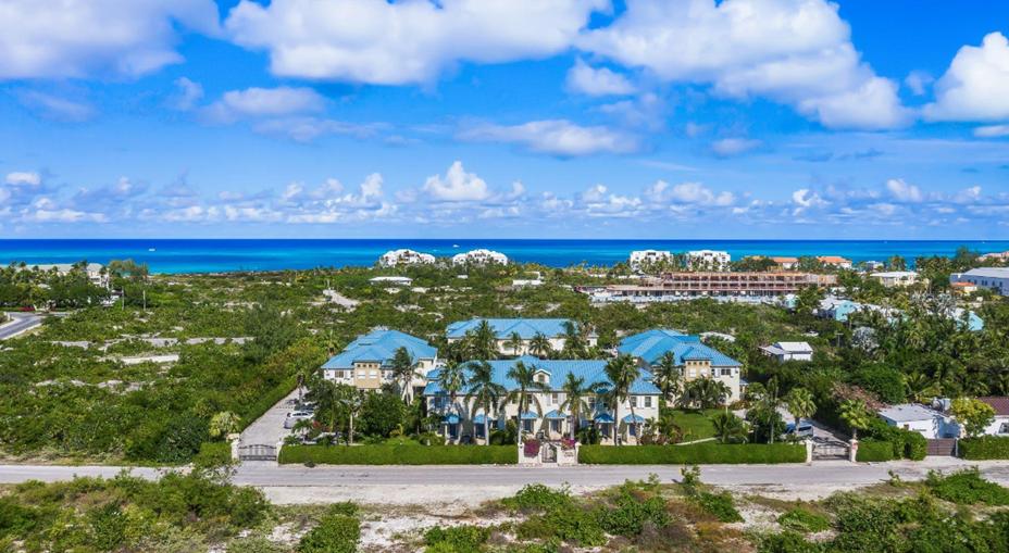 2 bedroom Palmyra Townhome in Grace Bay — photo 3