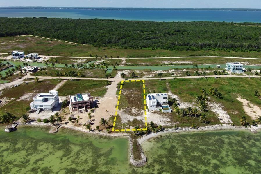 1/2 Acre SEAFRONT Lot in Cerros Sands, Corozal — photo 3