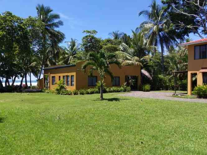Beach Front Home with Guesthouse in Esterillos Este — photo 2