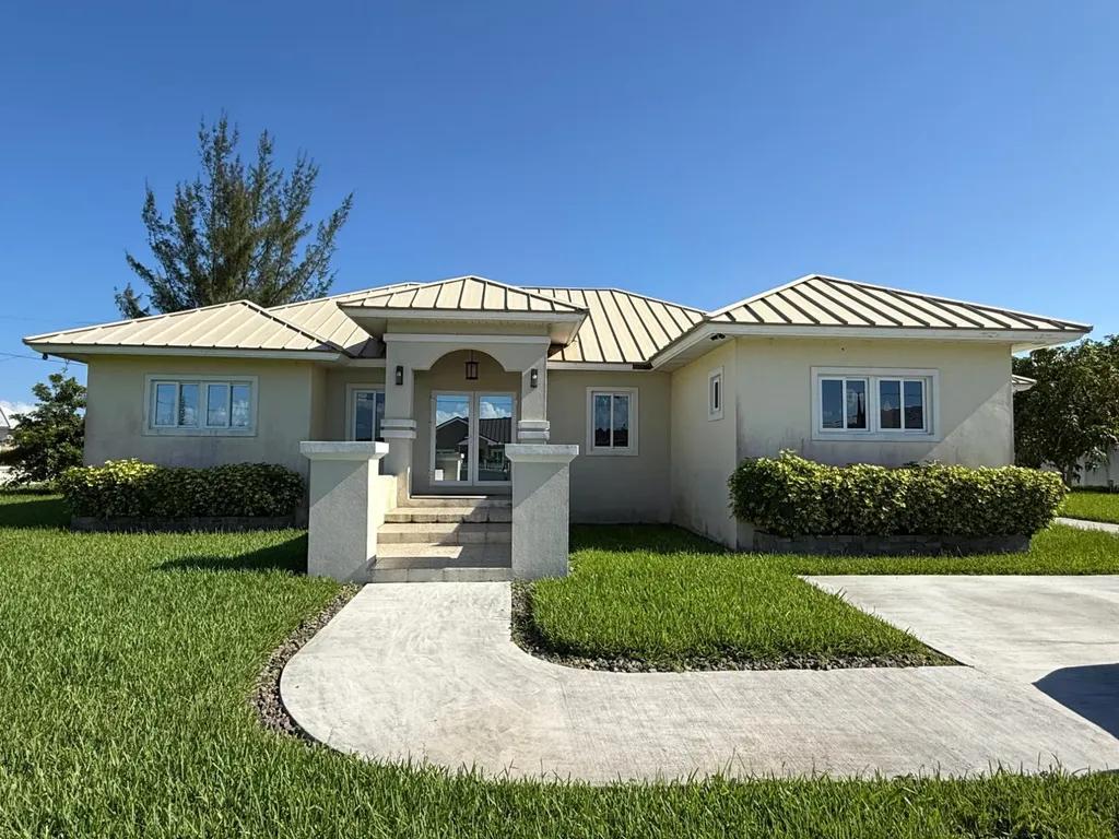3-bedroom house in Freeport, Bahamas — photo 1